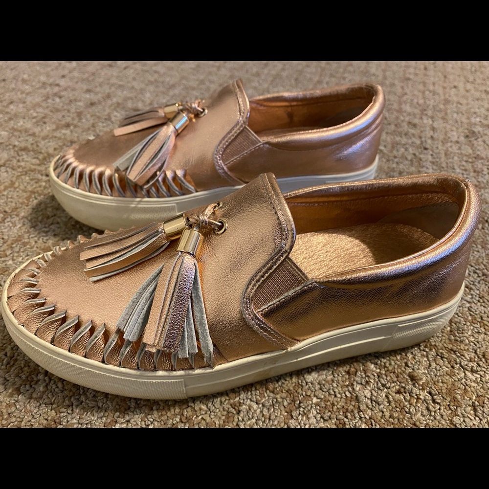 J slide rose gold sneaker